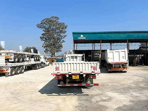 Sinotruk-Howo-4x2-cargo