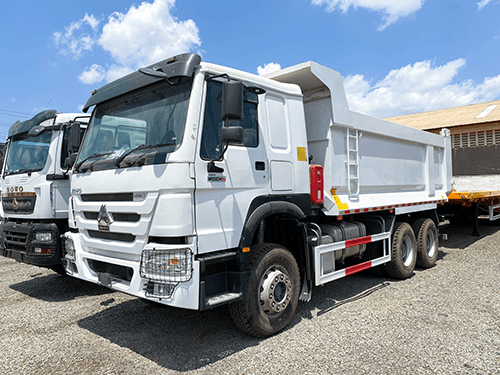 Sinotruk Howo 6X4 Dump Truck-8